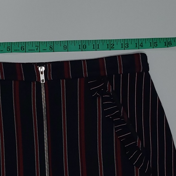 BCBGeneration Navy Burgundy Striped Mini Skirt Full Length Exposed Zipper Size 4 - Picture 11 of 11